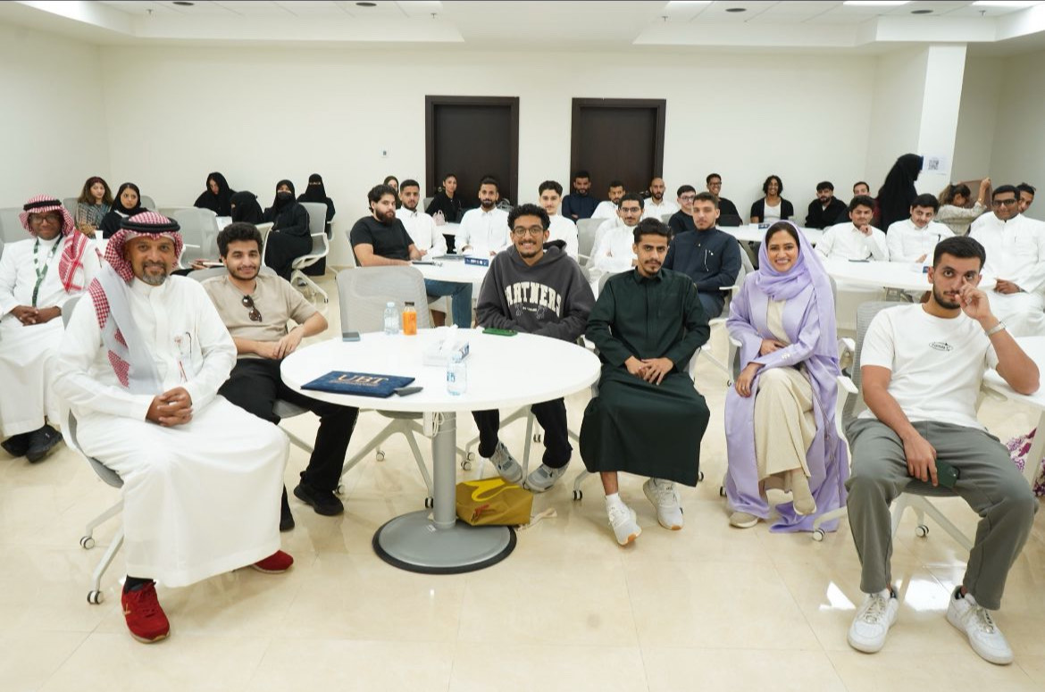 Hosting Panda in Retail Class at UBT: Dr. Sarah Zakour Welcomes Mr. Abdullah Al-Sabban for an Inspiring Session